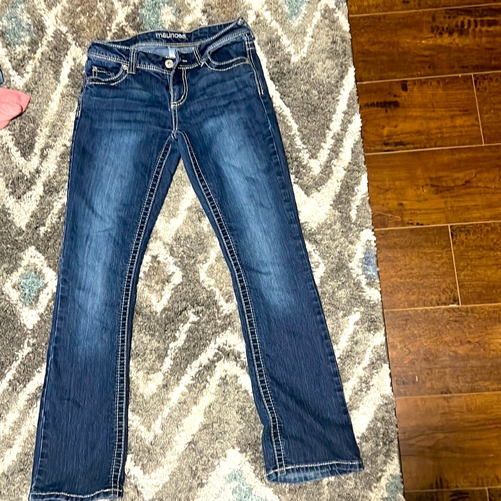 Maurice’s jeans, 3/4 short straight, gentle used